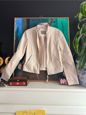 Y2K Vero Moda Cream Faux Leather Moto Jacket Size M